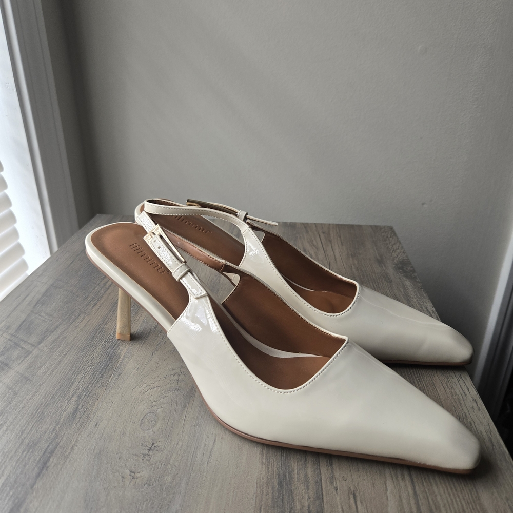 Cream Minimalist Heels with Pointed Toe